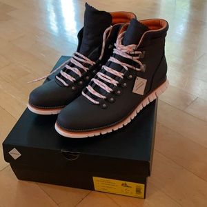 Cole Haan men’s Boots 8.5 NEW